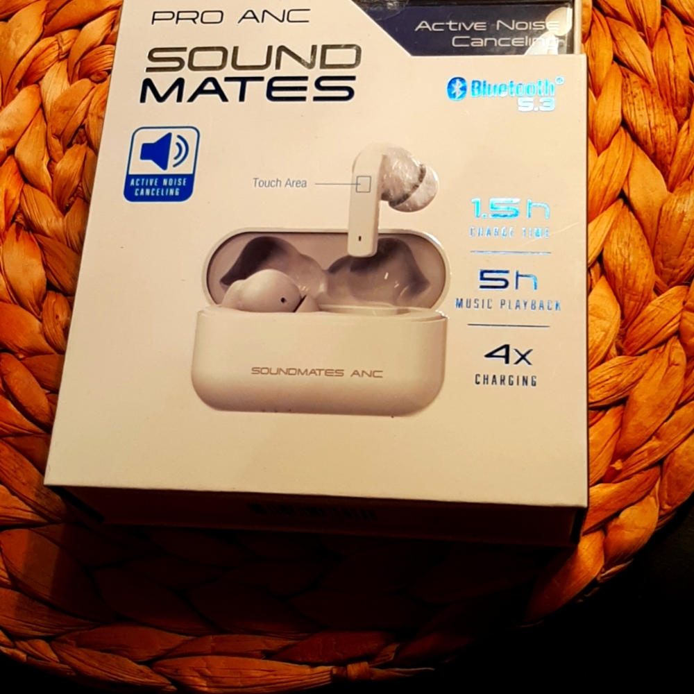 Sound mates no cable noise canceling ear buds